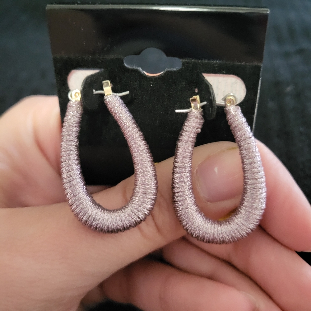 CME Lavender Sparkle Hoop Style Earrings GUC